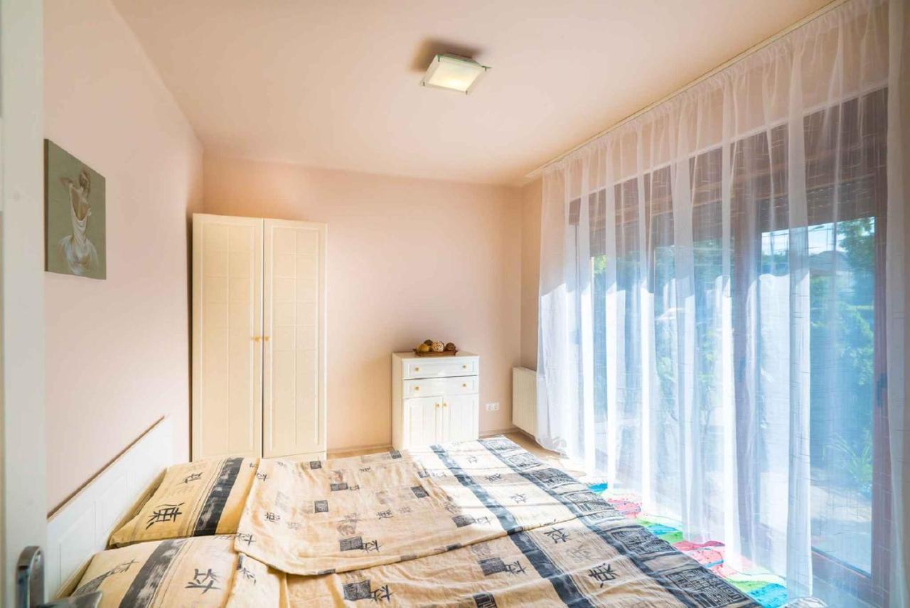 Apartments In Siofok/Balaton 19832 エクステリア 写真